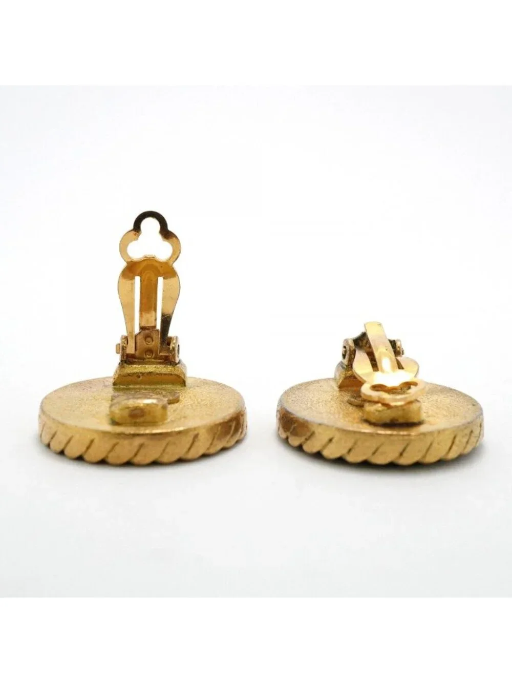 Chanel Earrings Vintage CC Logo Round